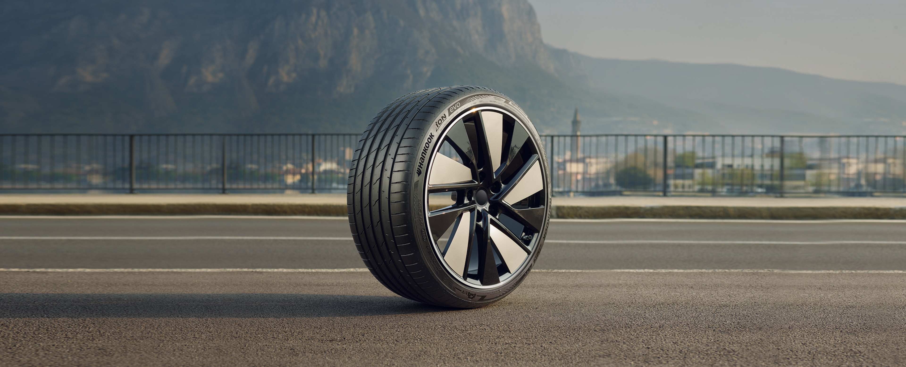 iON evo SUV iON Hankook Tire Hungary